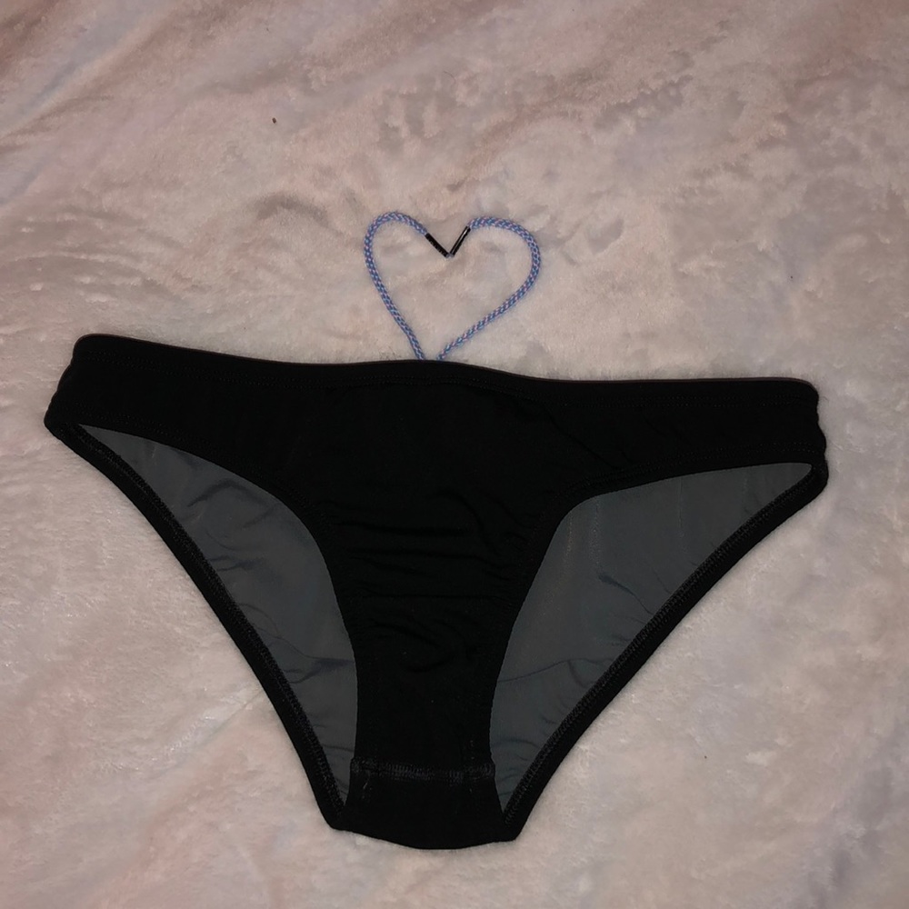 Small Jolyn Andy Bottoms